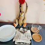Rabbit's Loft - 2 Bedrooms, Theme Room, Free Parking Apart Otel 3*
