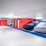 Rabbit's Loft - 2 Bedrooms, Theme Room, Free Parking