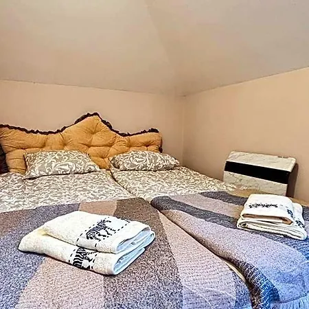 Aparthotel Rabbit's Loft - 2 Bedrooms, Theme Room, Free Parking Karlsbad