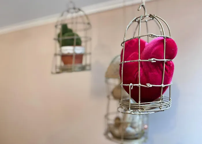 Rabbit's Loft - 2 Bedrooms, Theme Room, Free Parking
